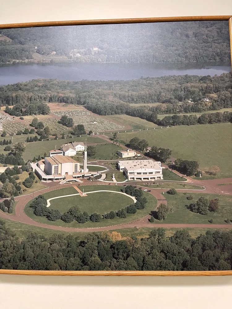 Slide of Salonica Quality Products