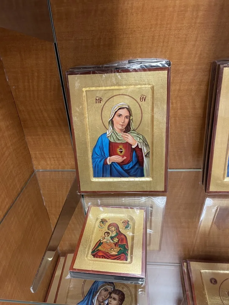 Slide of Salonica Quality Products