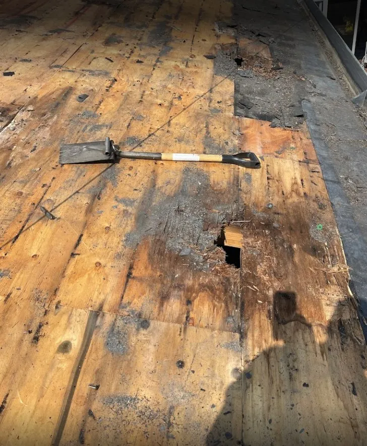 Slide of Sal’s Roofing