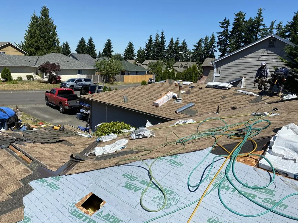 Slide of Sal's Roofing