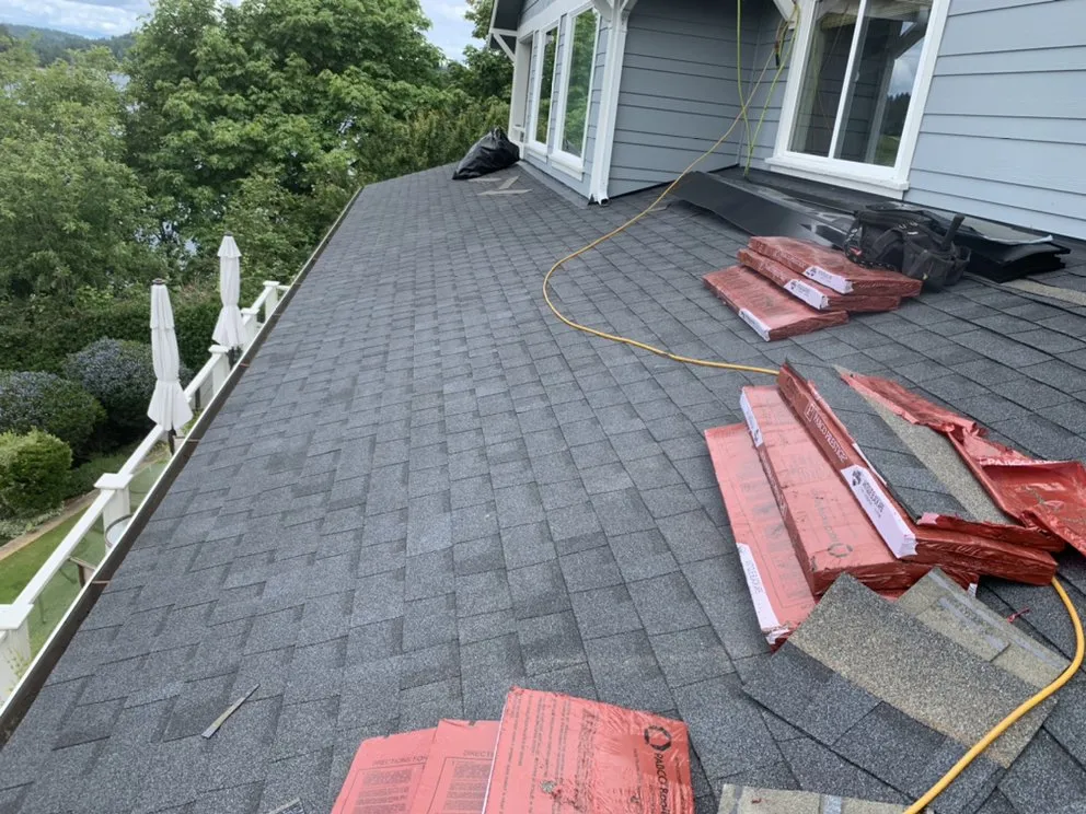 Slide of Sal's Roofing