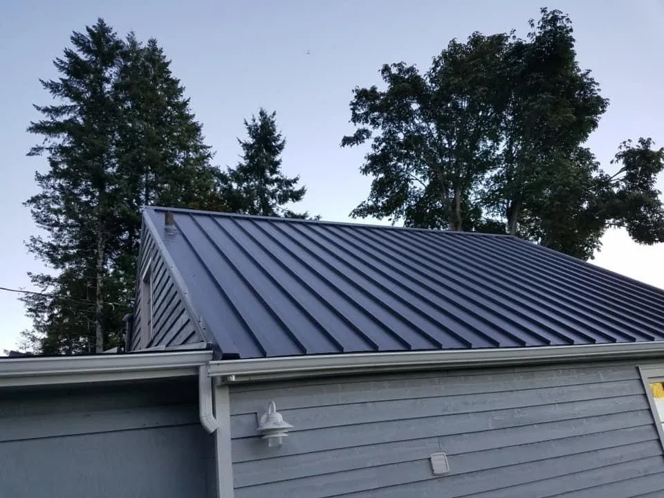 Slide of Sal's Roofing