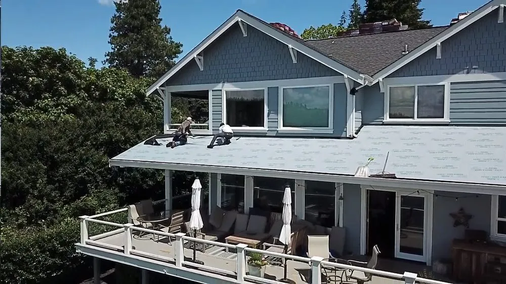 Slide of Sal's Roofing