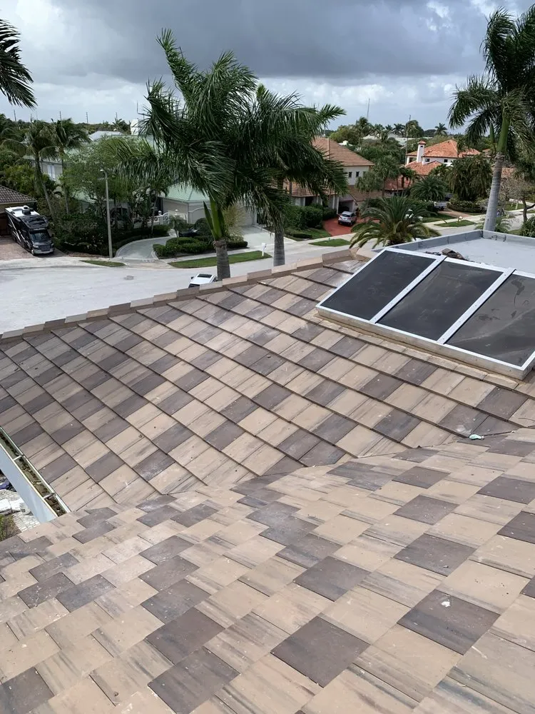 Slide of Sals Roofing Repairs