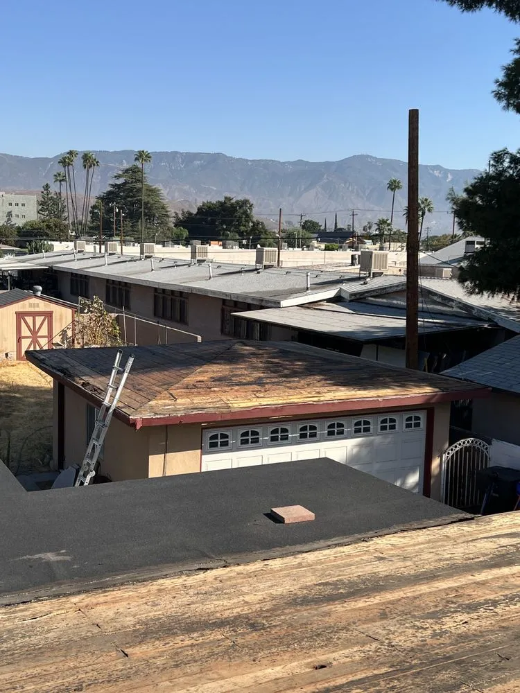 Slide of Saltaire Contractors