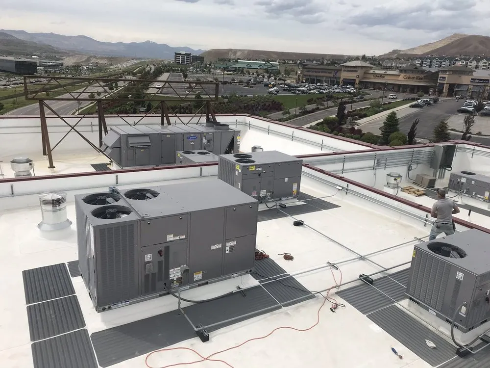 Slide of Salty Peaks RV Repair and Restoration