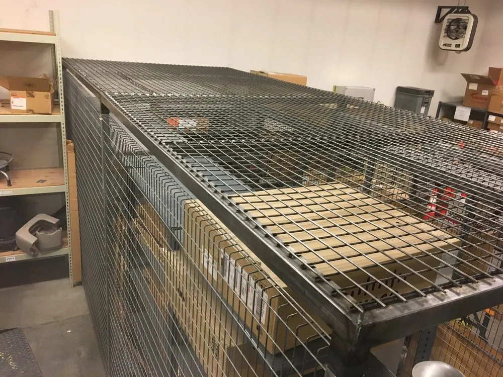 Slide of Salty Peaks RV Repair and Restoration