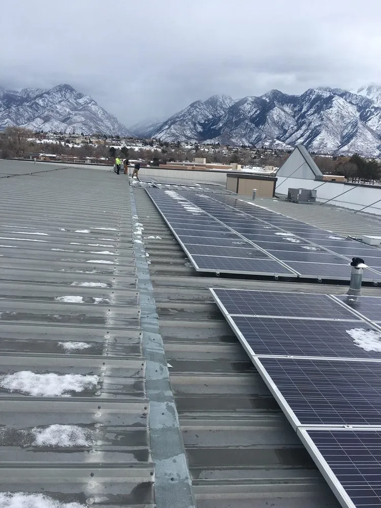 Slide of Salty Peaks RV Repair and Restoration