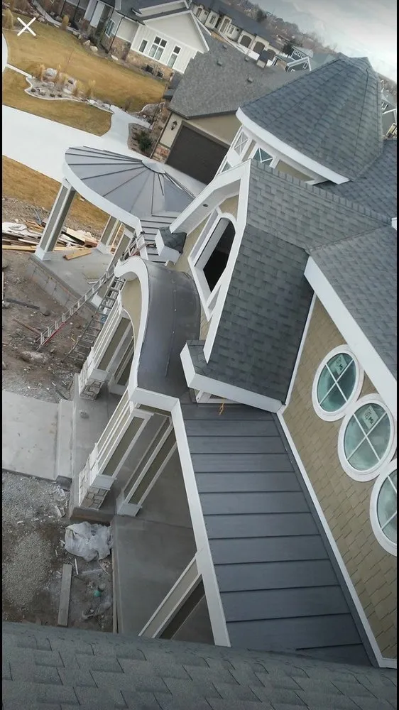 Slide of Salty Peaks RV Repair and Restoration