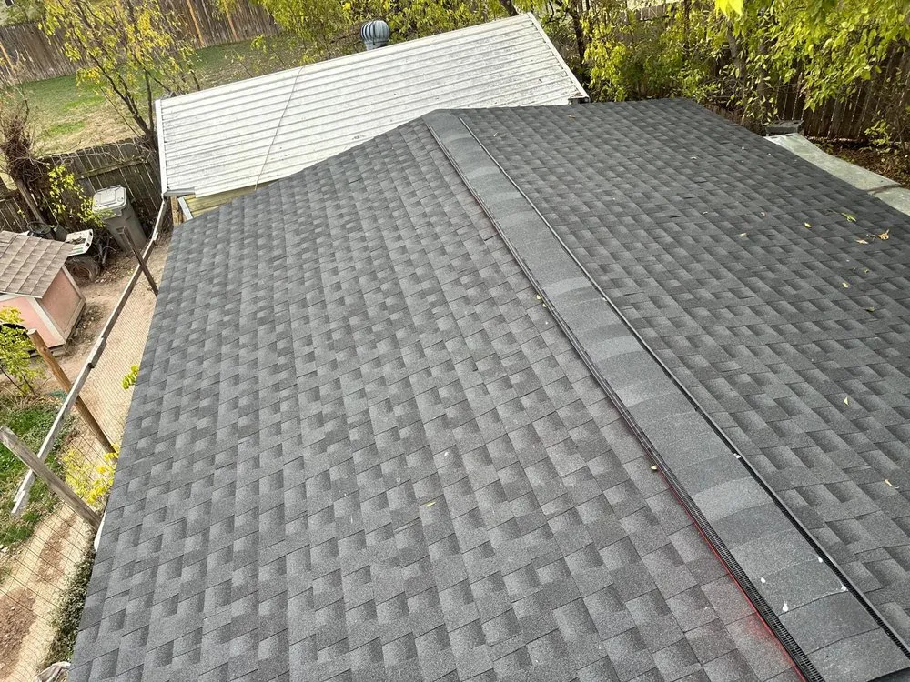 Slide of Salvador Roofing Service