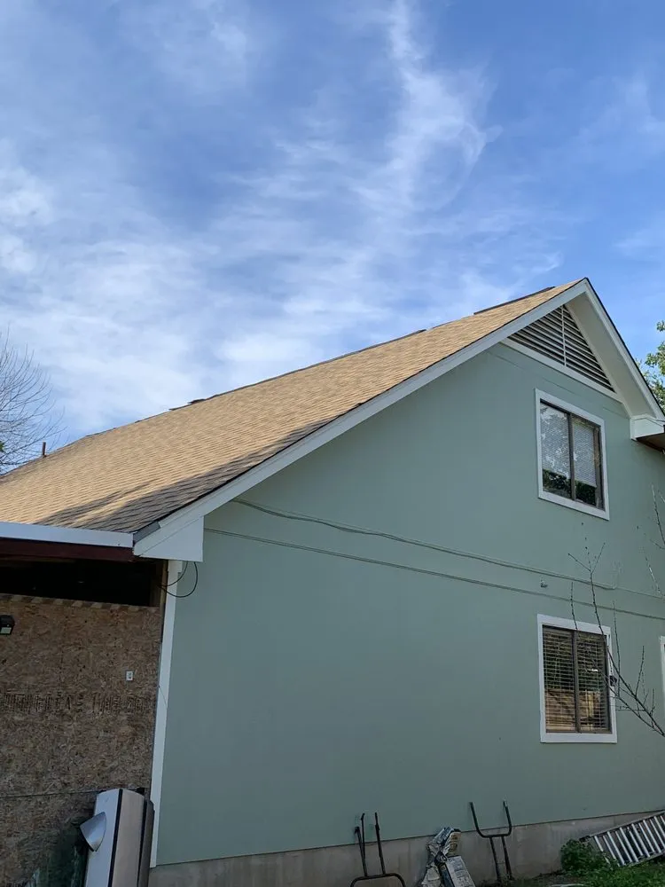 Slide of Salvador Roofing Services