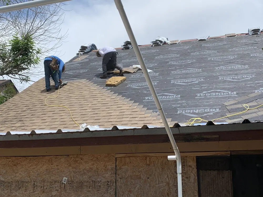 Slide of Salvador Roofing Services