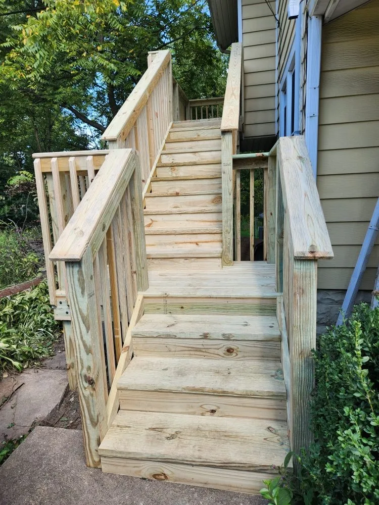 Slide of Samsons Const