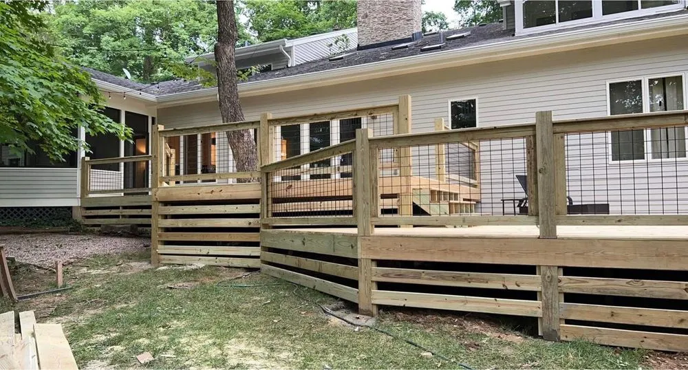 Licensed shingle roofing service with free inspection in Fairdale, KY by San Pedro Roofing And Framing