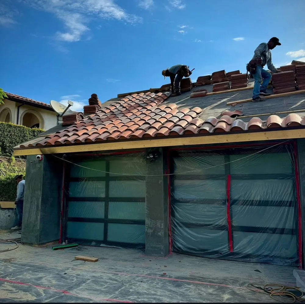 Slide of San Ventura Roofing