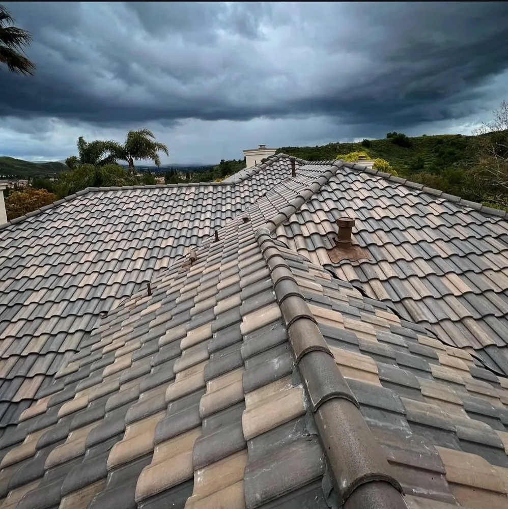 Slide of San Ventura Roofing