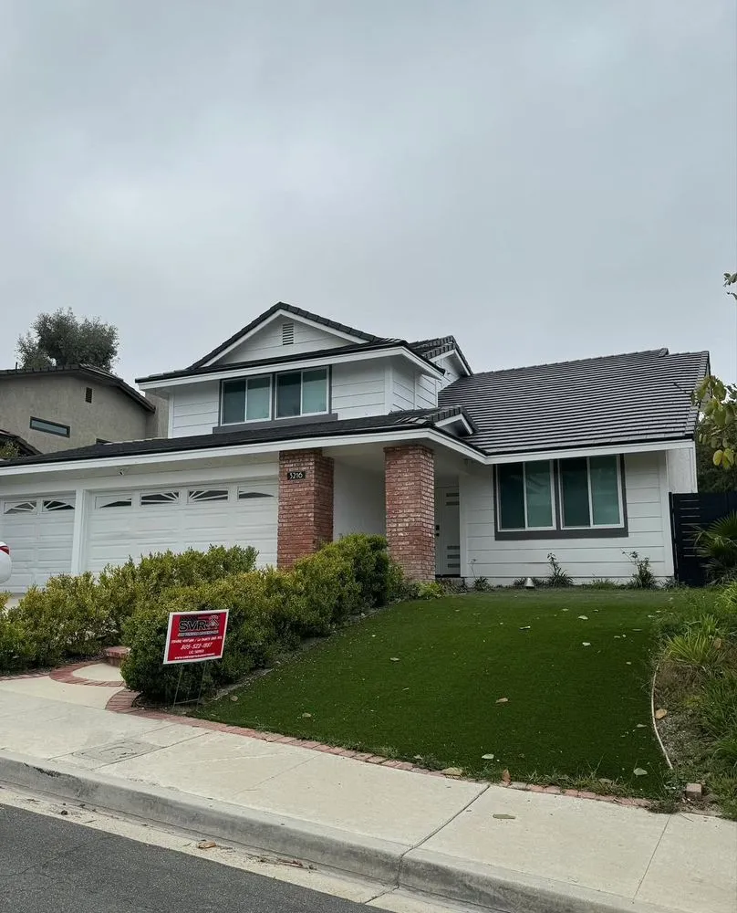 Slide of San Ventura Roofing