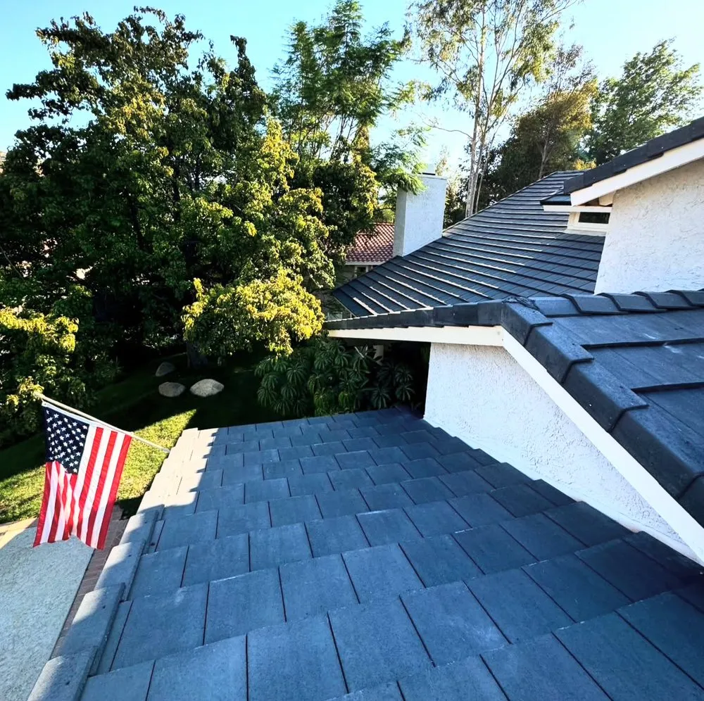 Slide of San Ventura Roofing