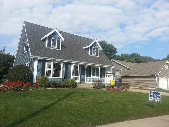 Slide of Sanchez Roofing & Construction