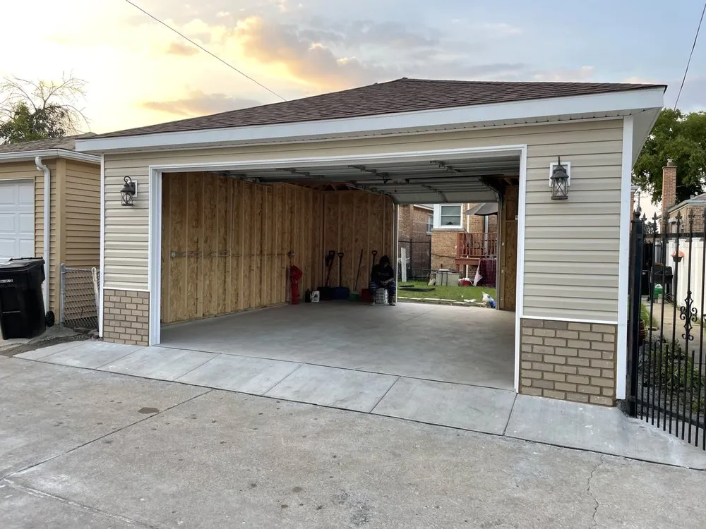 Slide of Sanchez Roofing & Tuck-pointing