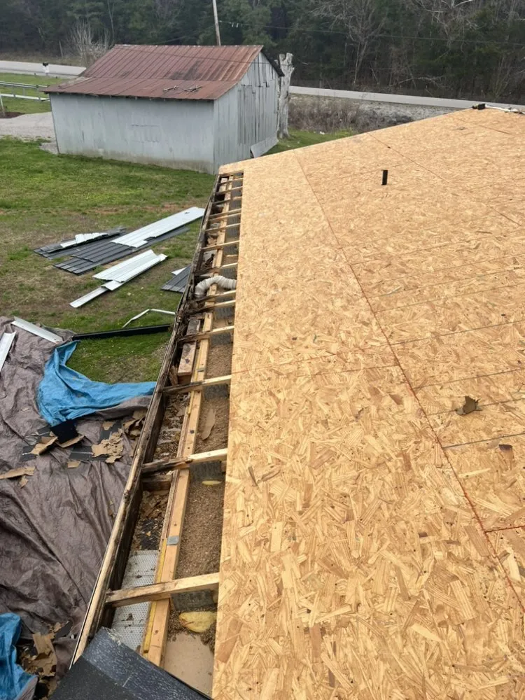 Slide of Sanchez Roofing