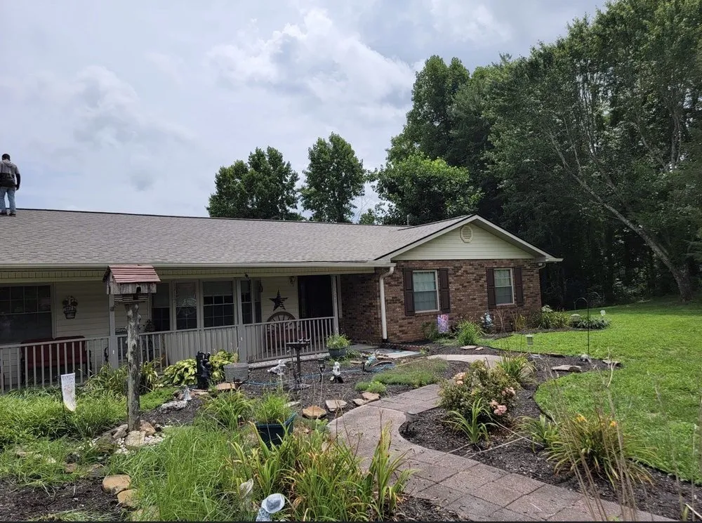 Slide of Sanchez Roofing