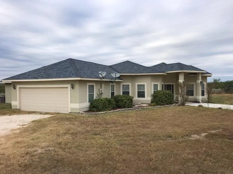 Slide of Sanchez Roofing Services