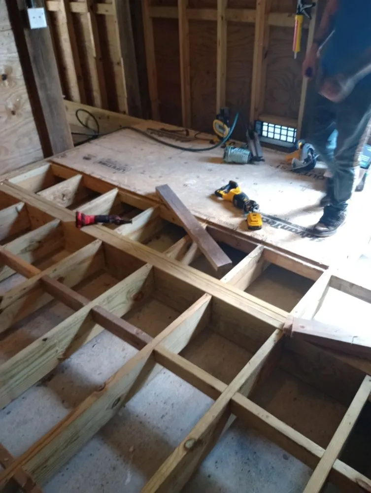 Slide of Sanderford & Sons Construction And Tree Removal