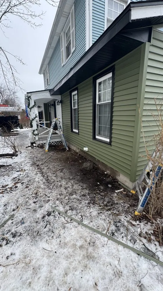 Slide of Sanders Contracting