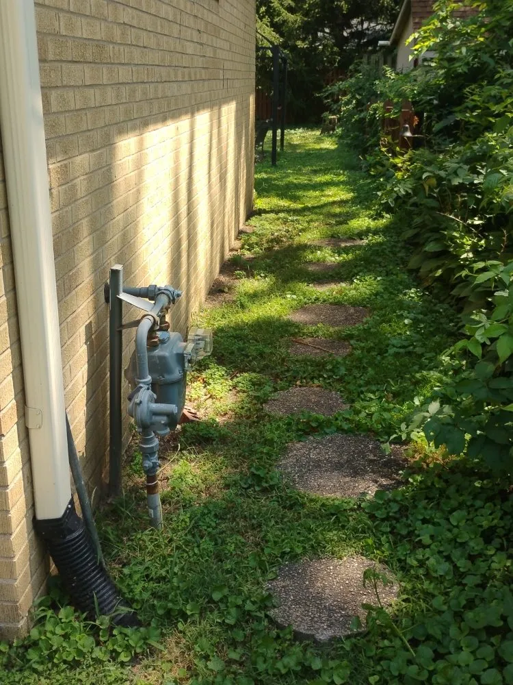 Slide of Sandlin Roofing & Landscaping