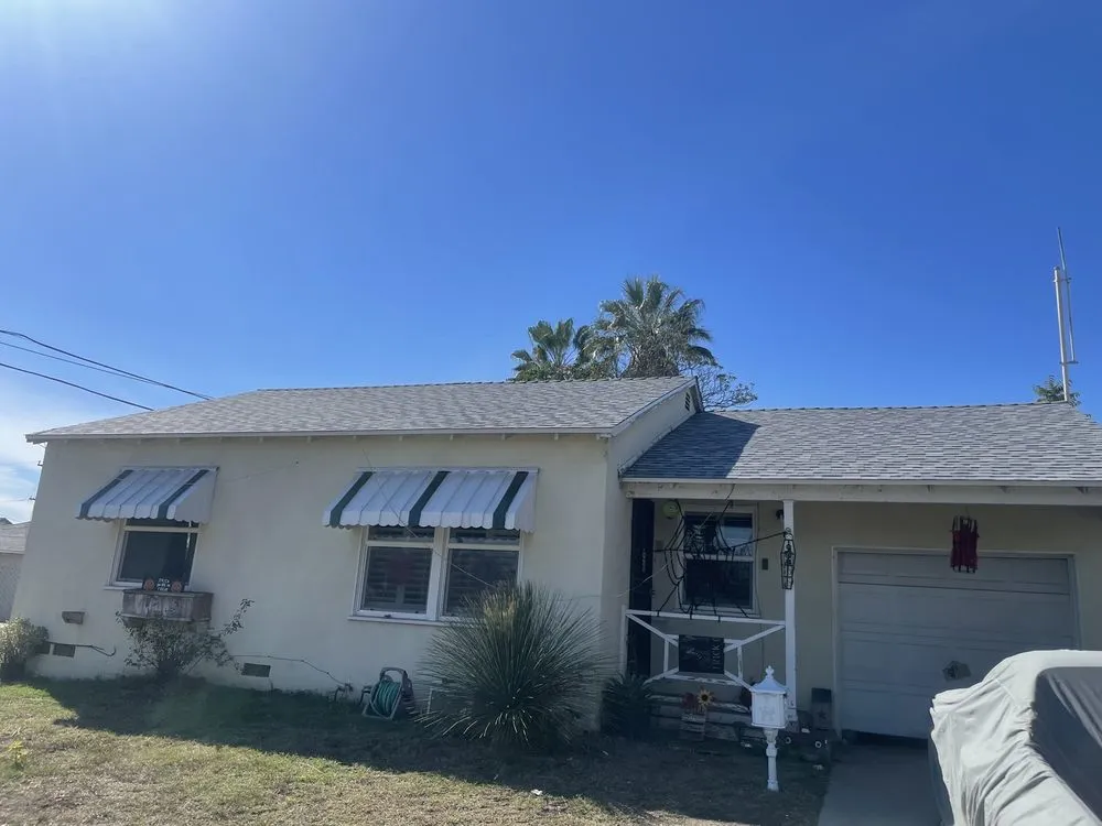 Slide of Santiago Roofing