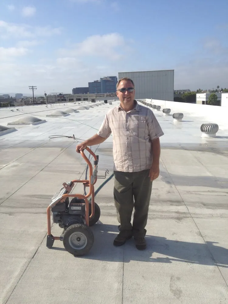 Slide of Santiago Roofing