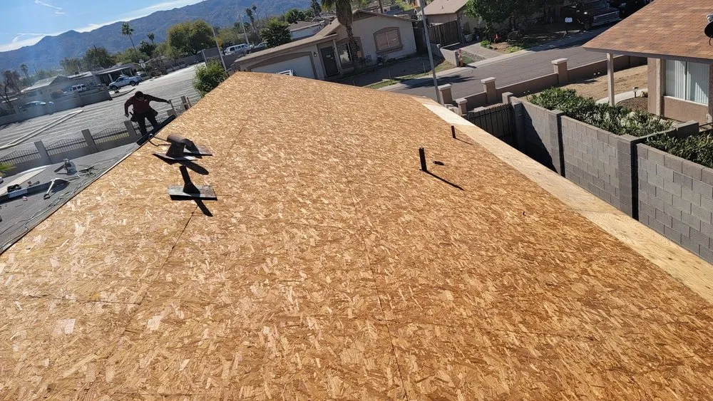 Slide of Santiago's Roofing