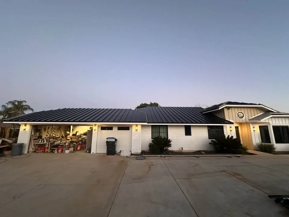 Slide of Santiagos Roofing