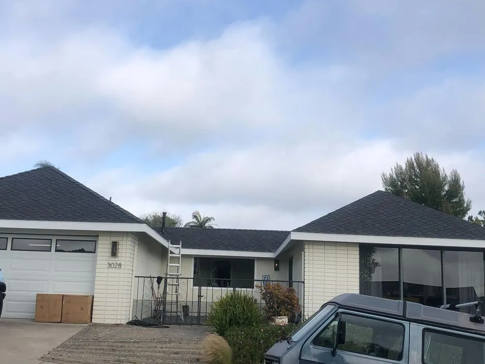 Slide of Santiagos Roofing