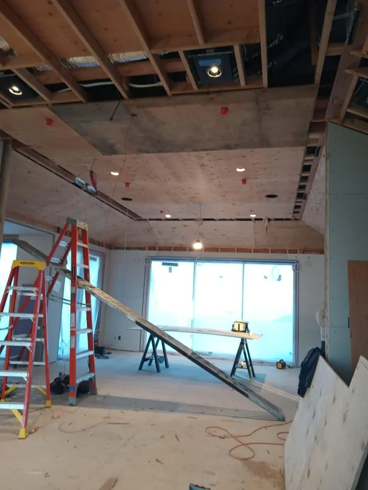 Slide of Santos Cedar Construction