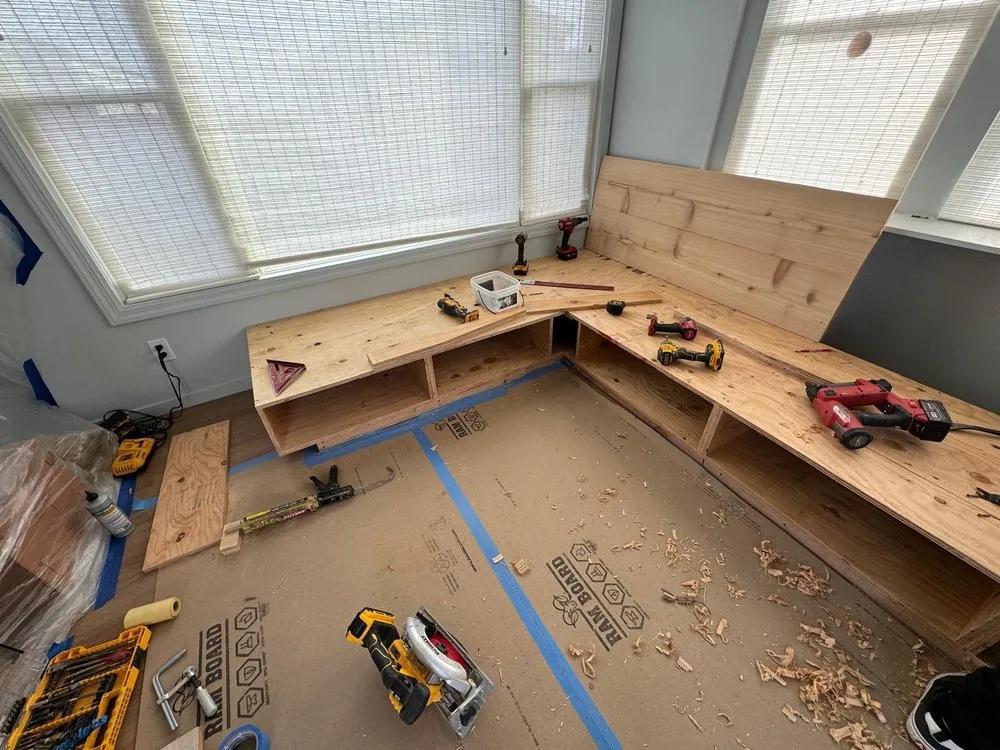 Slide of Santos Cedar Construction