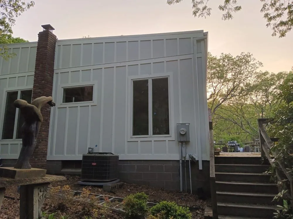 Slide of Santos Cedar Construction