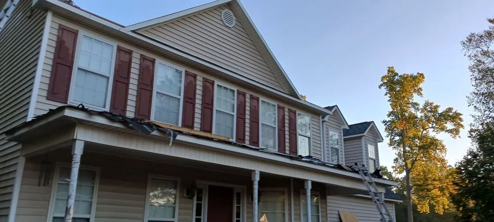 Licensed residential roofing service for fast service across Autryville, NC - Santos Roofing