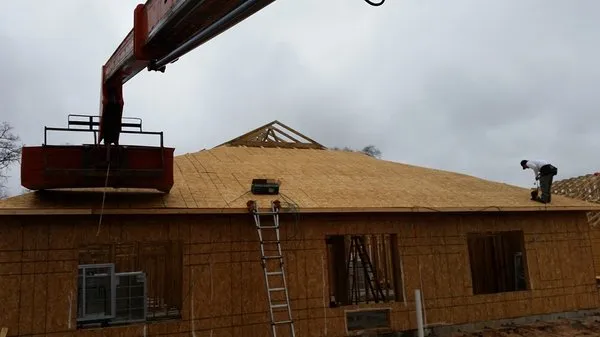 SANTOS ROOFING