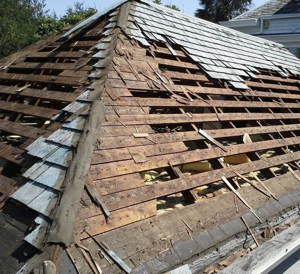 Slide of Santos Roofing