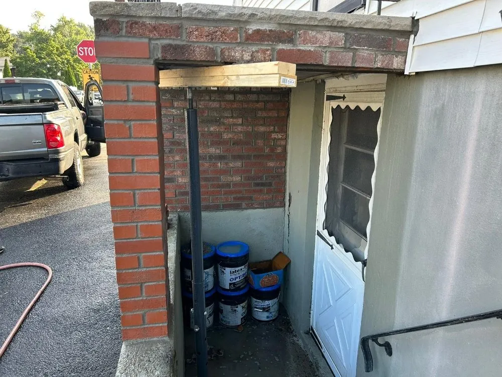 Slide of Sapphire Roof & Masonry