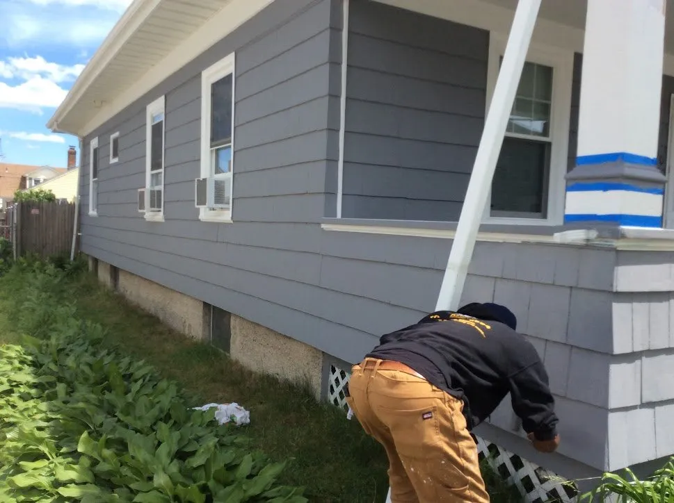 Slide of Sara Construction