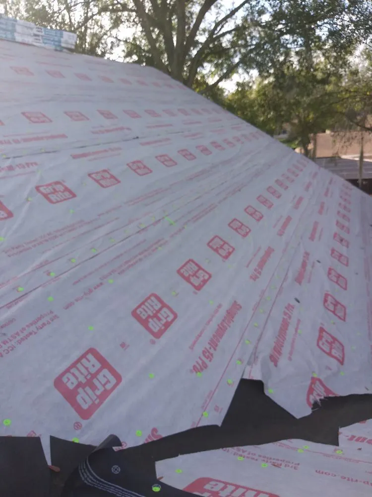 Slide of Saranovic & sons roofing