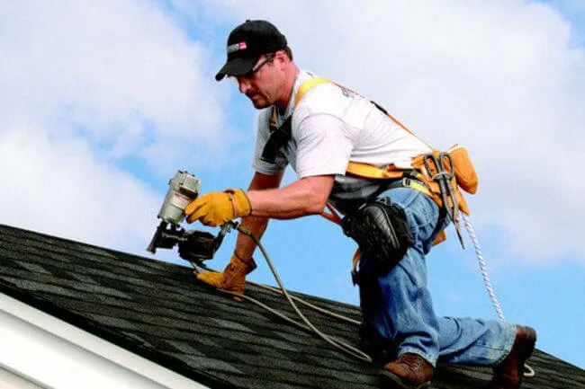 Professional roof repair experts serving St. Petersburg, FL - Saranovic and Sons Construction and Roofing