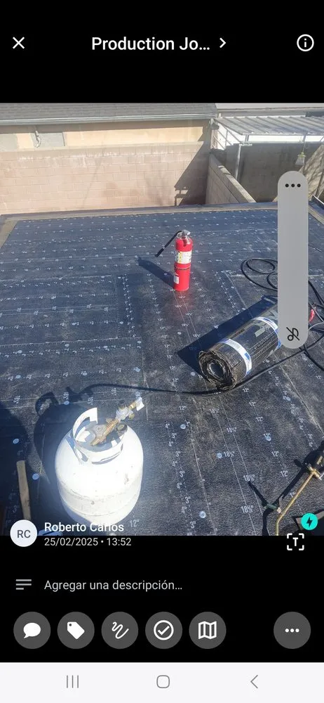 Slide of Saravia Roofing