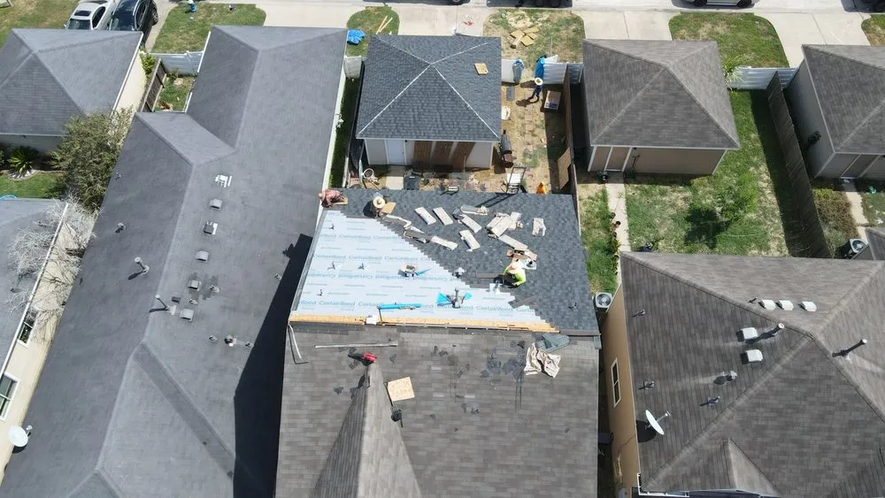 Licensed metal roofing installation in Kingwood, TX by Sargon Roofing & Restoration