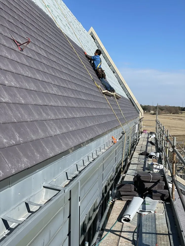 Slide of Sarmiento Roofing