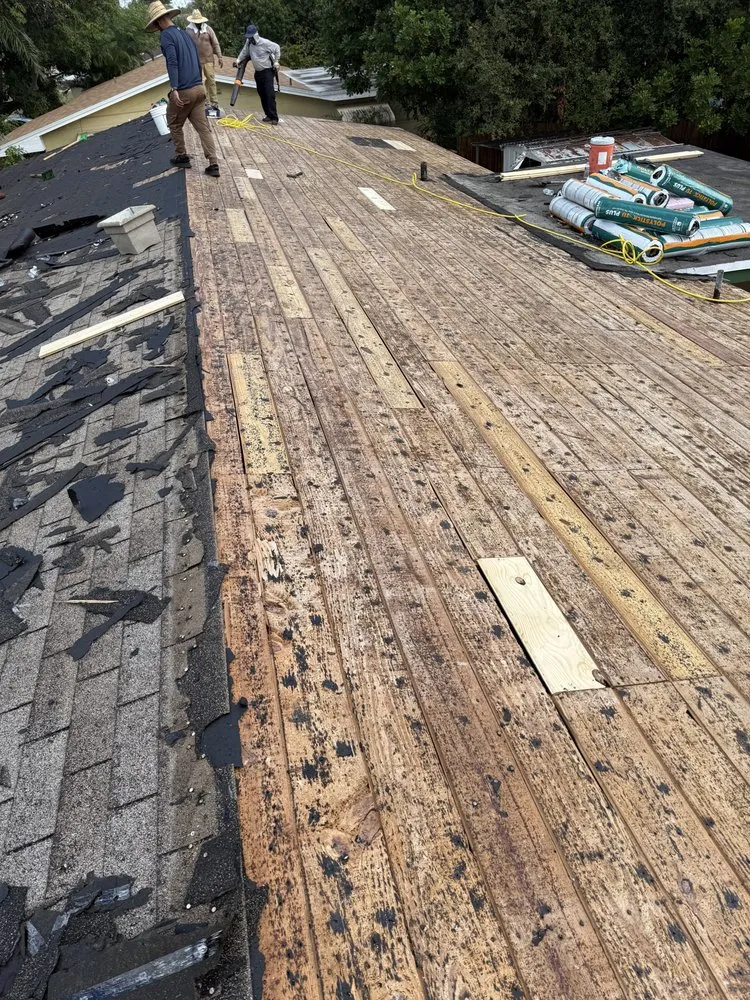 Slide of Sarmiento Roofing Services