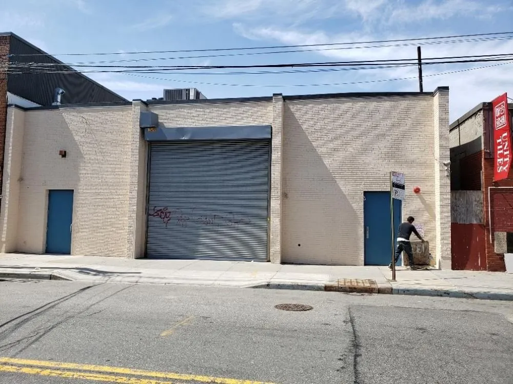 Slide of SAS -Z Contracting